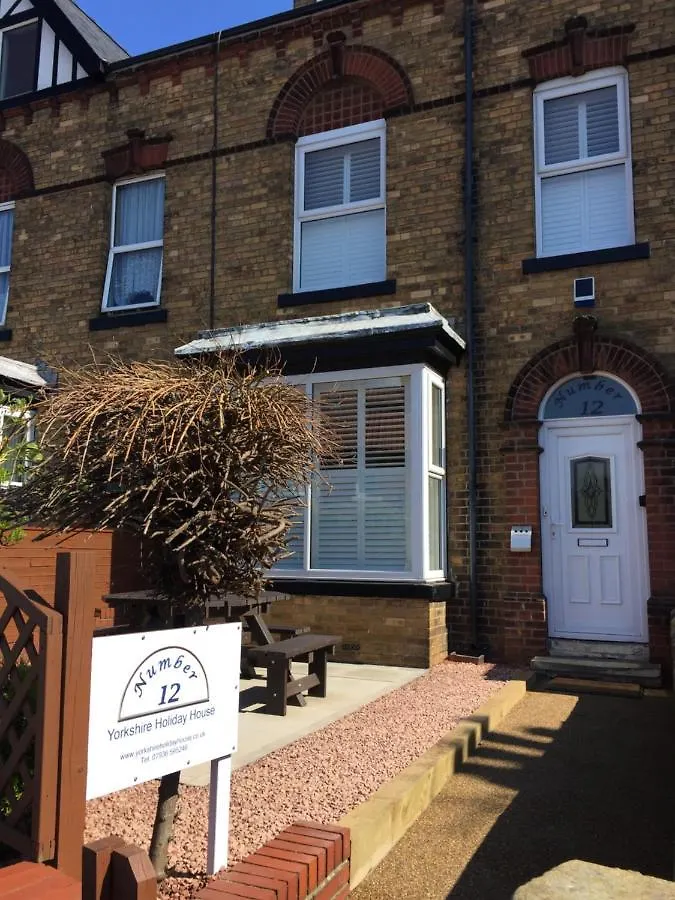 Number 12 Yorkshire Holiday House 파일리 펜션